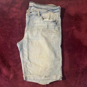 Levi’s Womems Skinny Bermuda shorts